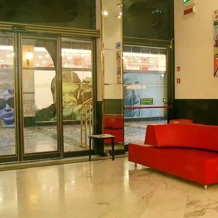 Hotel Ih Puccini Milán