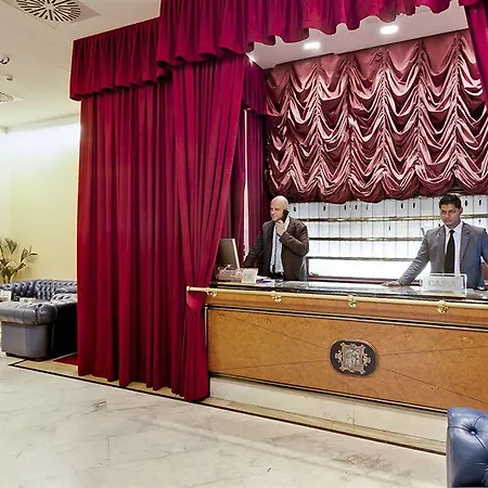 Отель Ih Puccini Милан