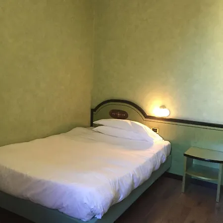 Ih Puccini 4* Mediolan