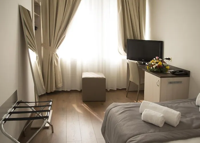 Hotel Ih Puccini 4*